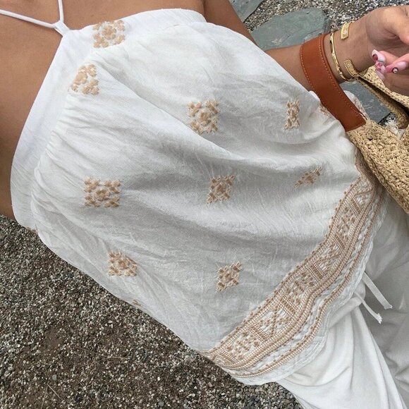 White Boho Women's Vacation Casual Geometric Embroidered Backless Halter Top - Picture 5 of 7